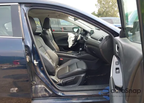 2016 Mazda Mazda6 I Touring z USA, uszkodzony, nr VIN JM1GJ1V59G1426604